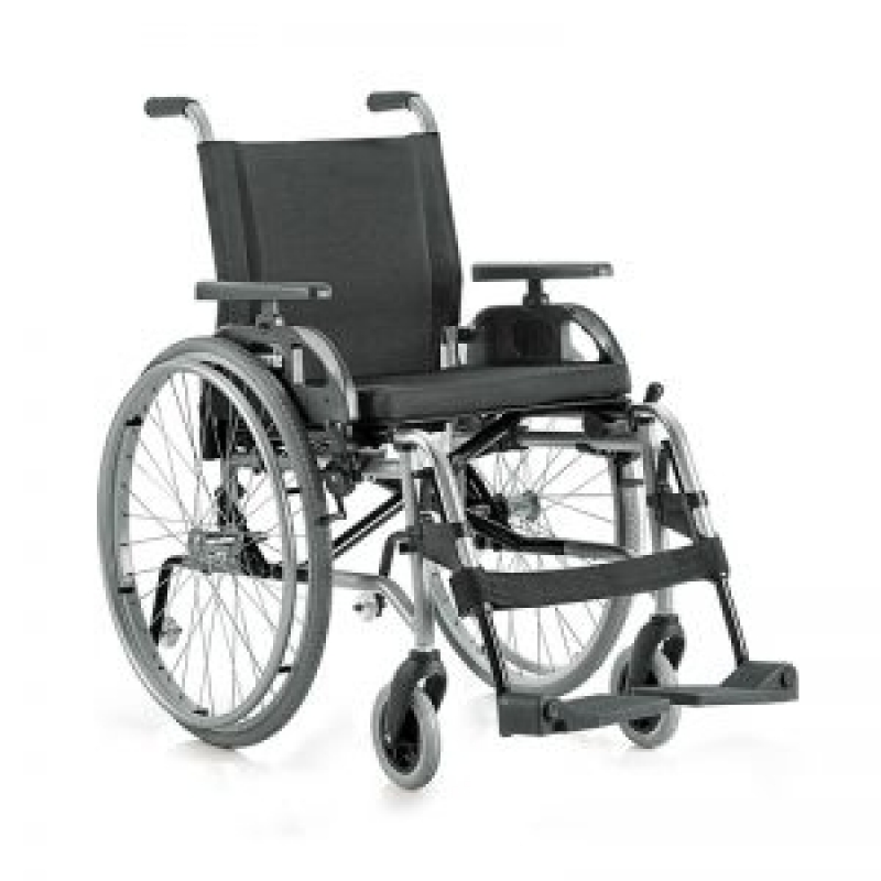 Cadeira de Rodas Confortável Parque Maria Domitila - Cadeira de Rodas Dobrável